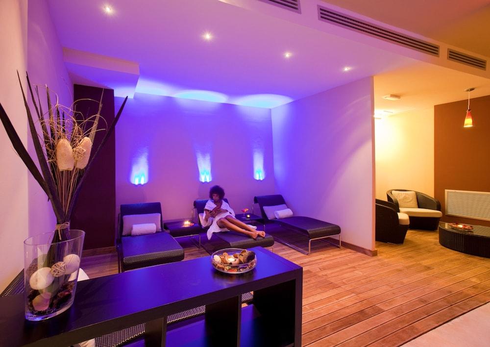 Vittoria Pool & 4* Otranto